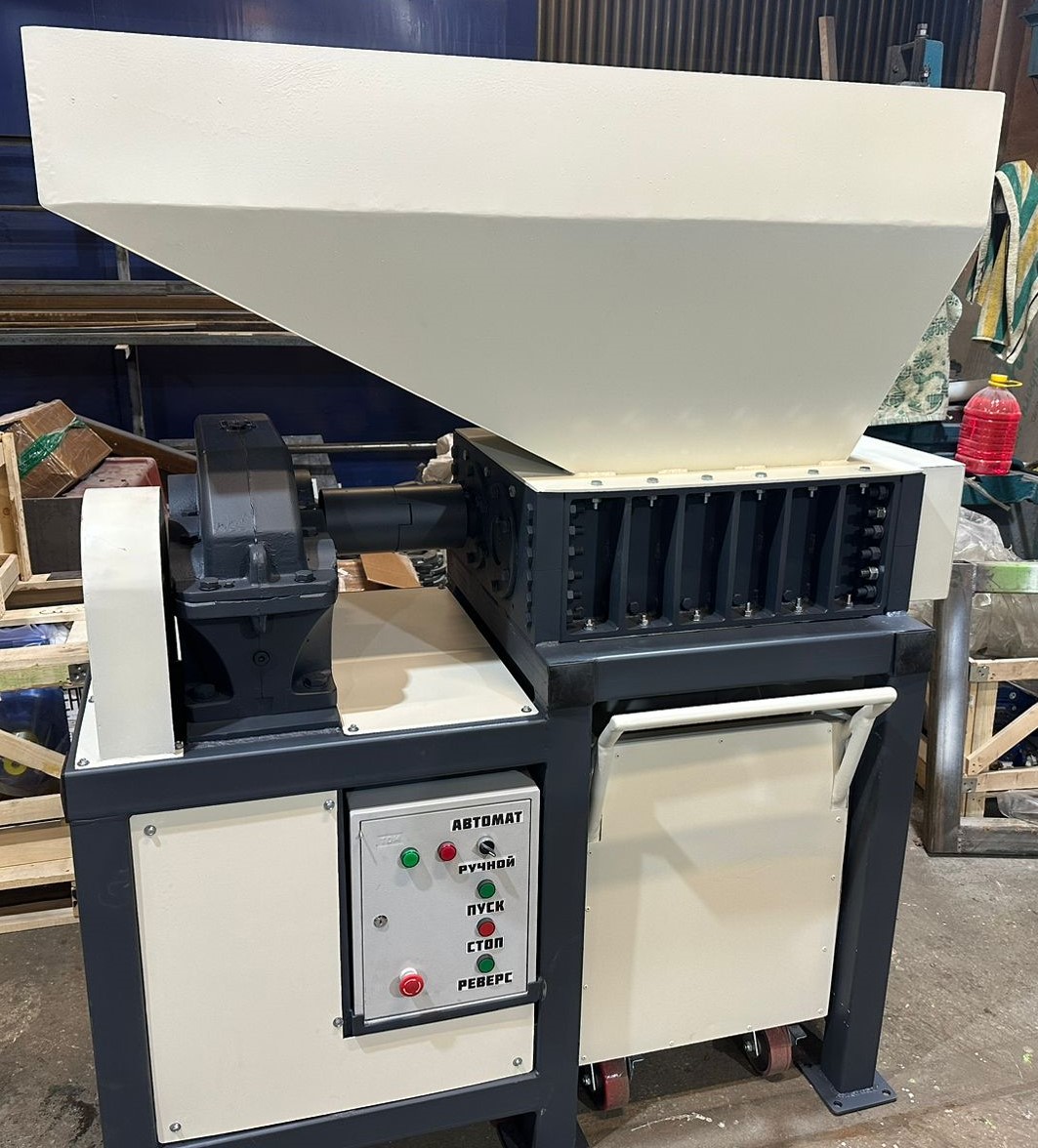 картинка Шредер двухвальный SM 500 от магазина Одежда+