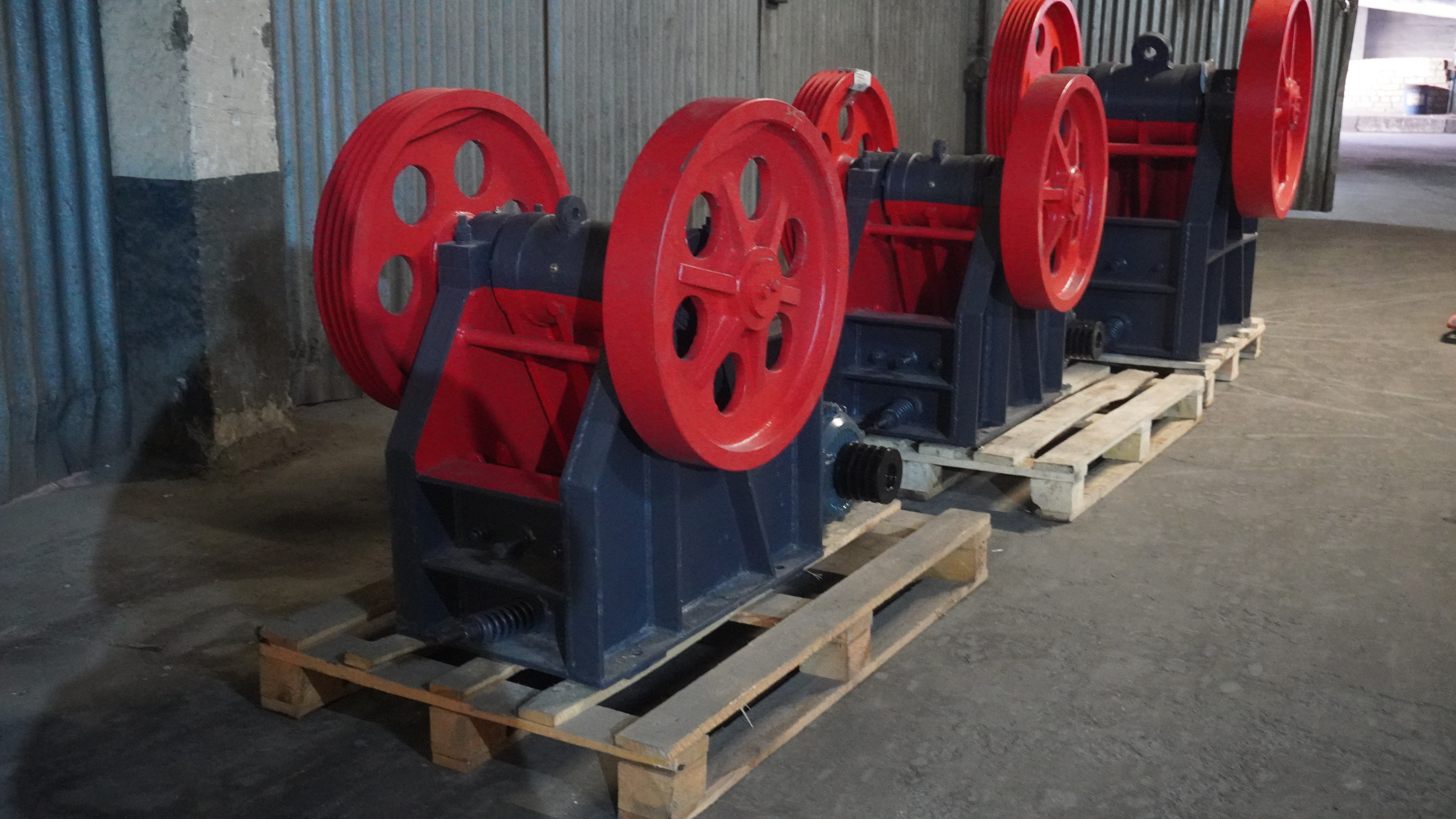 картинка Дробилка щековая PE-600x900 от магазина Одежда+