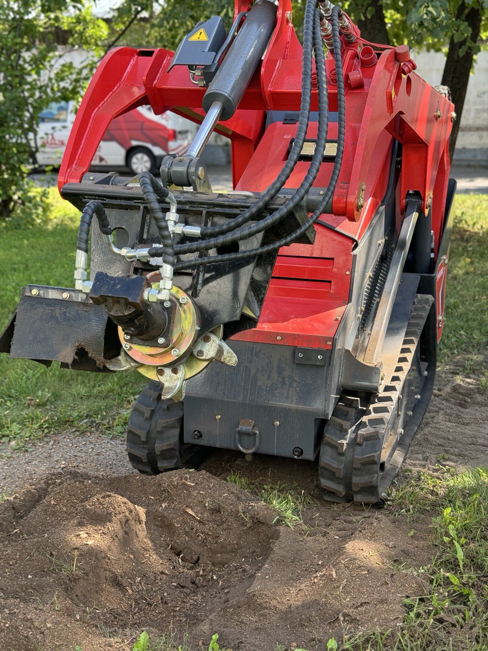 картинка Измельчитель пней Kubota DC-30 от магазина Одежда+