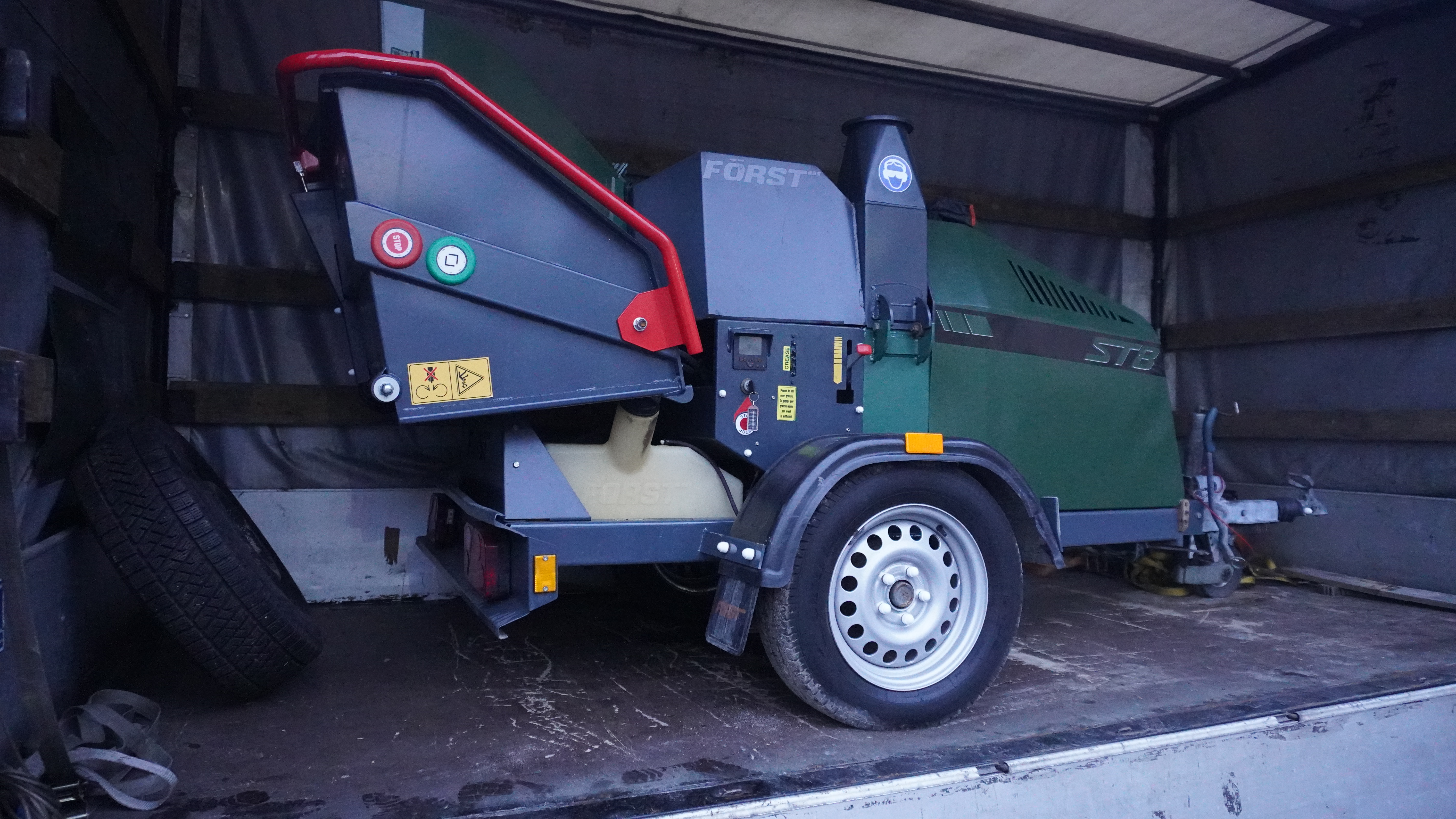 картинка Измельчитель веток Forst ST8 от магазина Одежда+