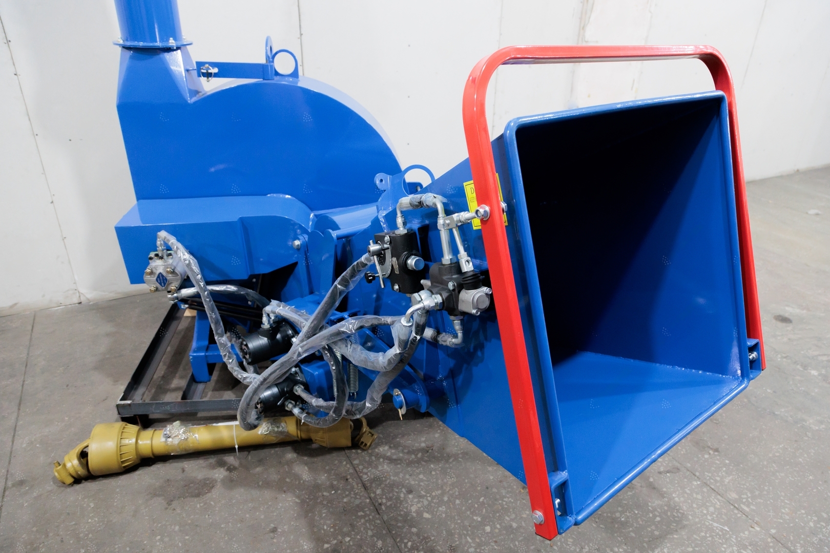 картинка Измельчитель дерева DH-70X ВОМ от магазина Одежда+