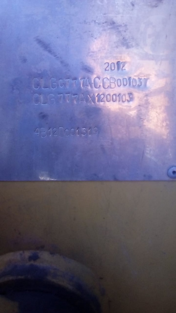 картинка Дверь левая в сборе 47С1648 эксковатора-погрузчика LiuGong CLG777a от магазина Одежда+