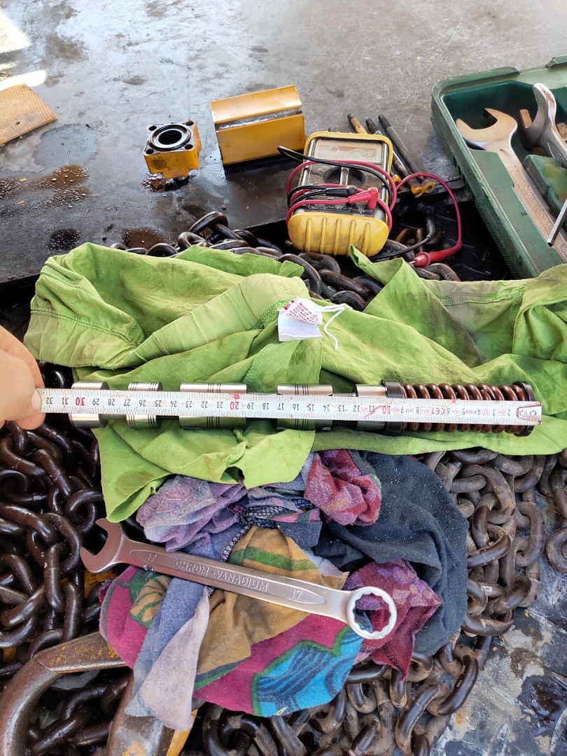 картинка Пружина гидрораспределителя 100376/803000400/130300829 KRAN QY25K5-1 от магазина Одежда+