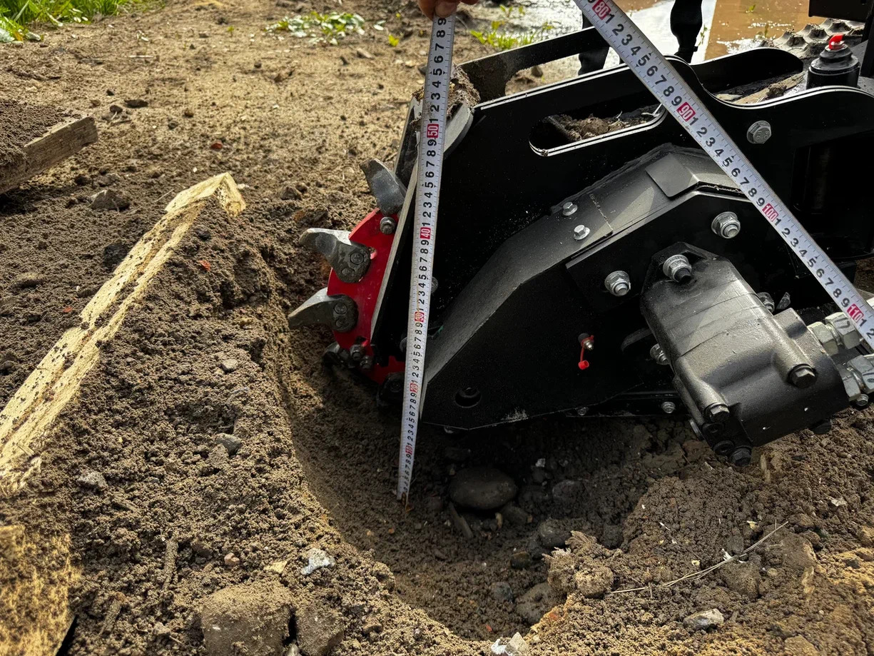 картинка Измельчитель пней DH-31J от магазина Одежда+