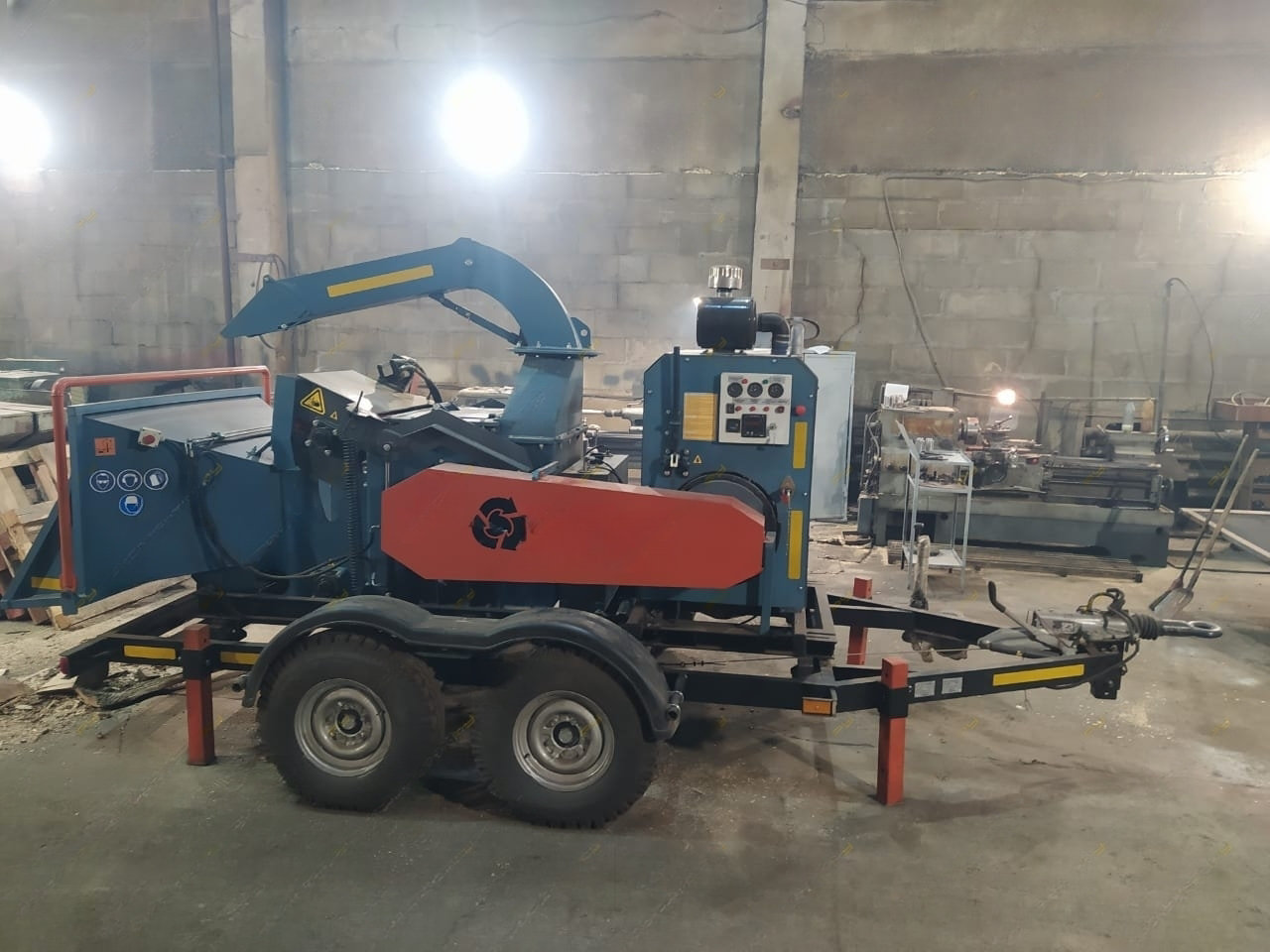 картинка Дробилка для дерева М300 от магазина Одежда+