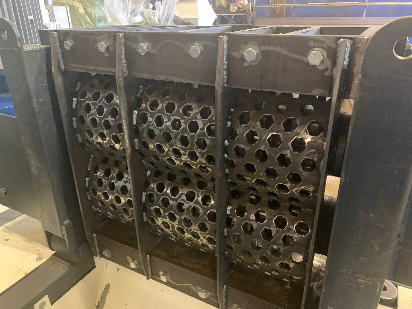 картинка Шредер двухвальный SM 500 от магазина Одежда+