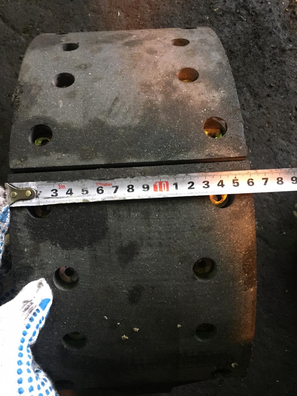 картинка Накладка тормозная передняя 8 отверстий  190*160  Автокран Sany QY50C от магазина Одежда+