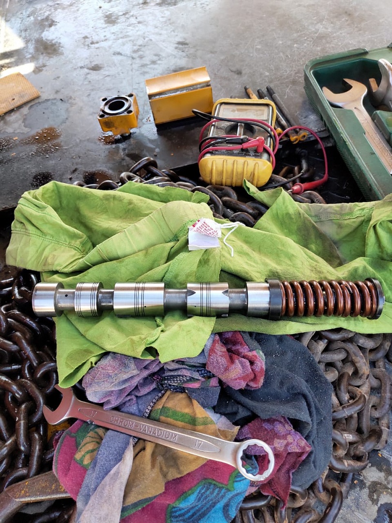 картинка Пружина гидрораспределителя 100376/803000400/130300829 KRAN QY25K5-1 от магазина Одежда+