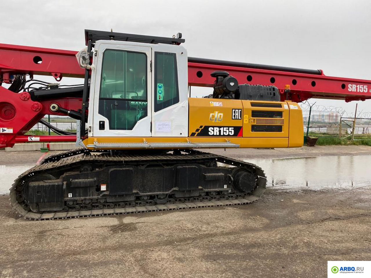 картинка Буровая установка на гусеничном шасси sany SR155 от магазина Одежда+