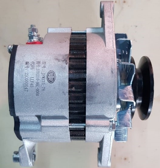 картинка Генератор для двигателя FAW для дробилки DH-50 от магазина Одежда+