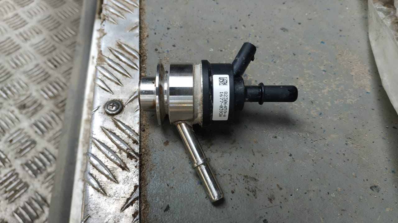 картинка Форсунка на мочевину QY50KS/2018/D10.38-50 аналог от магазина Одежда+