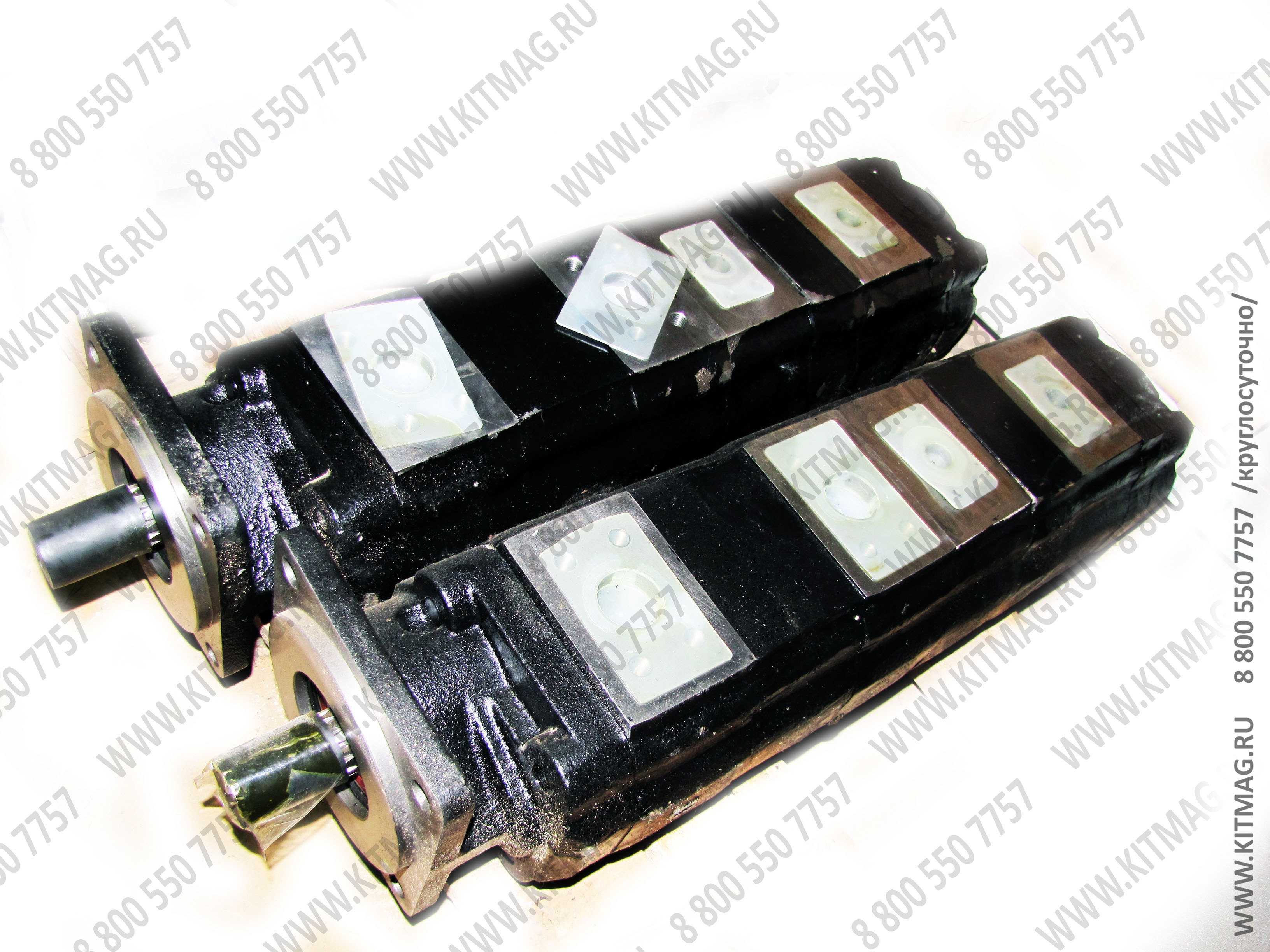 картинка Насос гидравлический HP051B678-20-20-10-02GA KRAN QY50K от магазина Одежда+