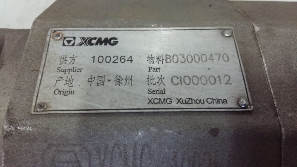 картинка Насос гидравлический 3 секционный 803000470/10100859/1304T00051 автокран QY25K от магазина Одежда+