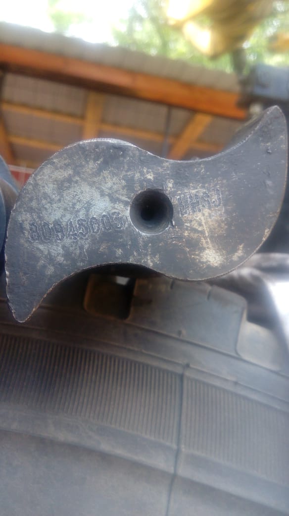 картинка Тормозной вал 80945003 ступицы заднего моста, 19 шлицев от магазина Одежда+