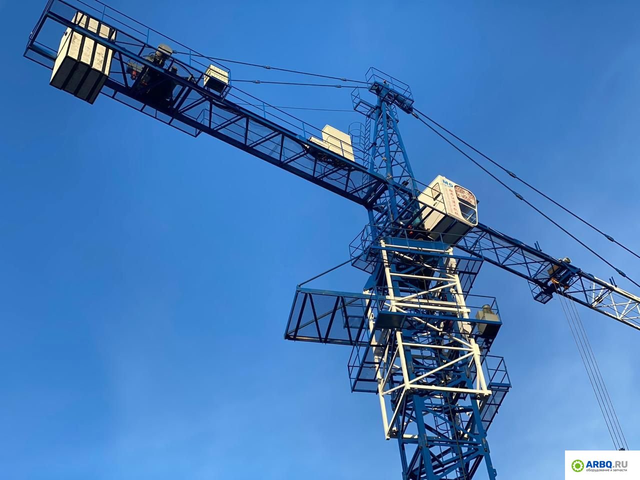 картинка Башенный кран QTZ 80 от магазина Одежда+