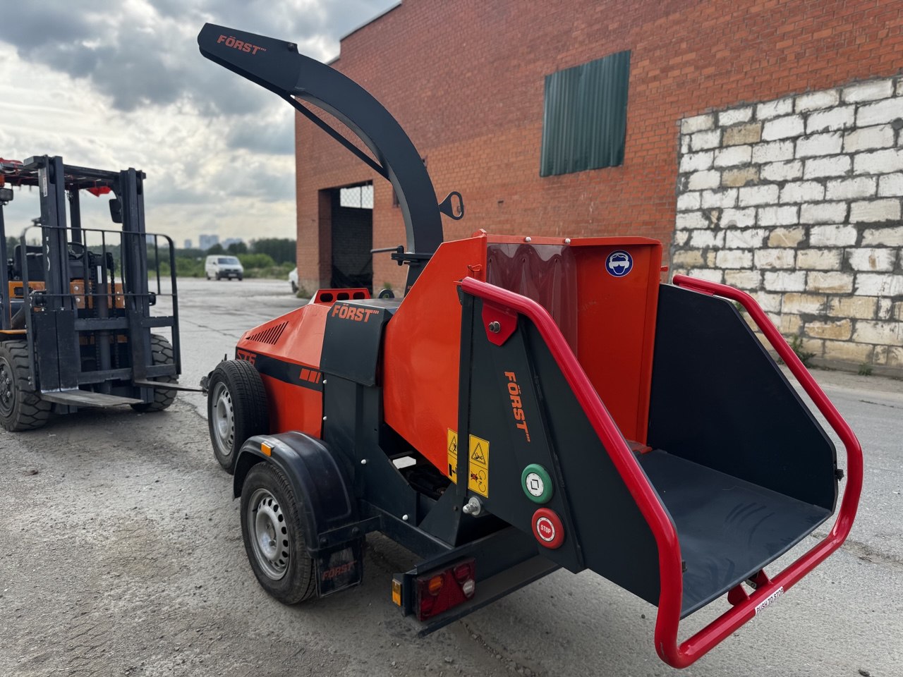 картинка Измельчитель веток Forst ST6 от магазина Одежда+