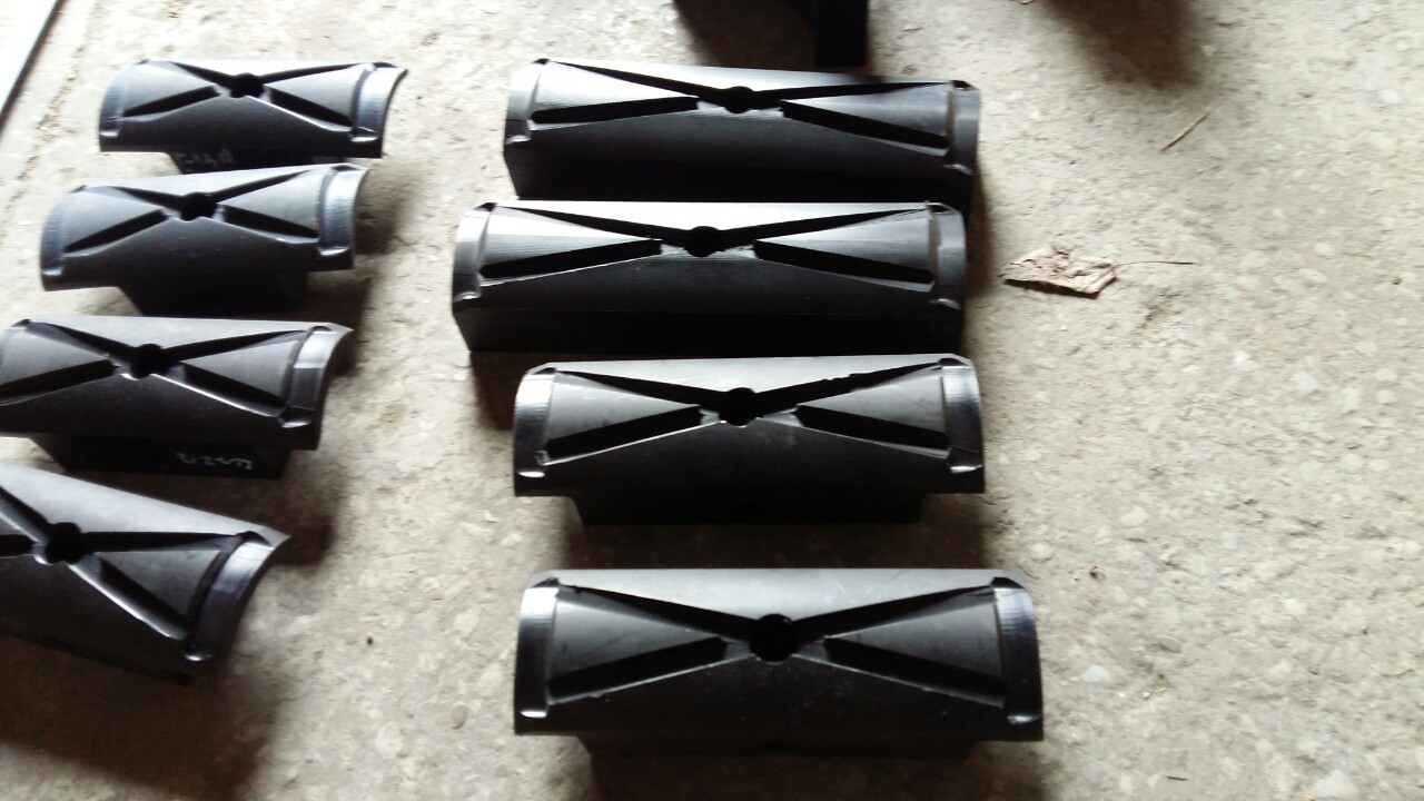 картинка Направляющие, ползуны на стрелу автокрана KRAN QY50K комплект, оригинал от магазина Одежда+