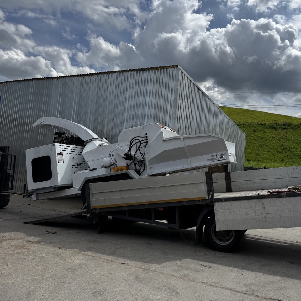 Обзор измельчителя древесины DH-220