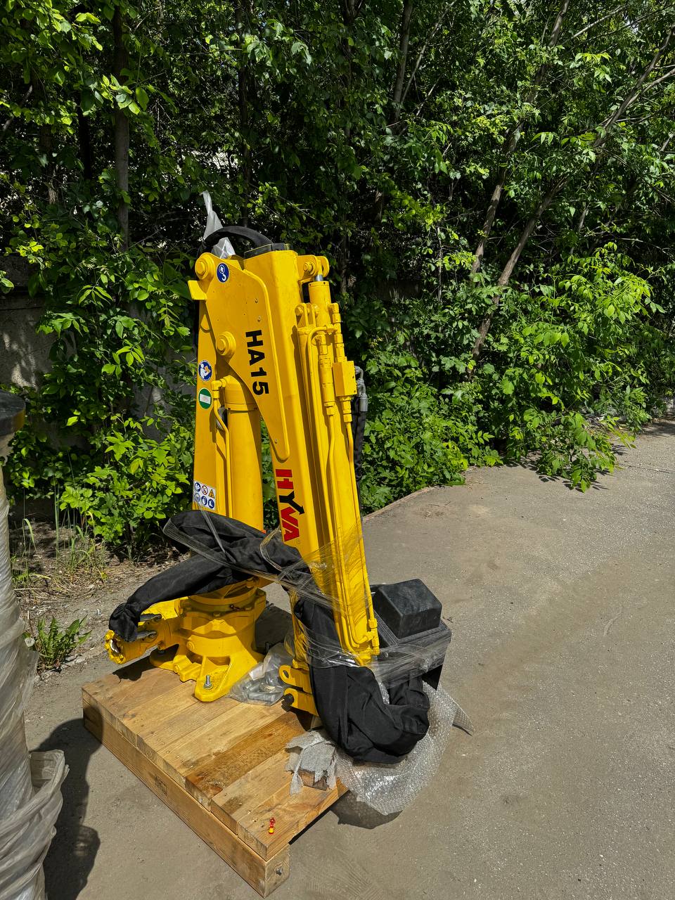 картинка Краново-манипуляторная установка HA15E2 от магазина Одежда+