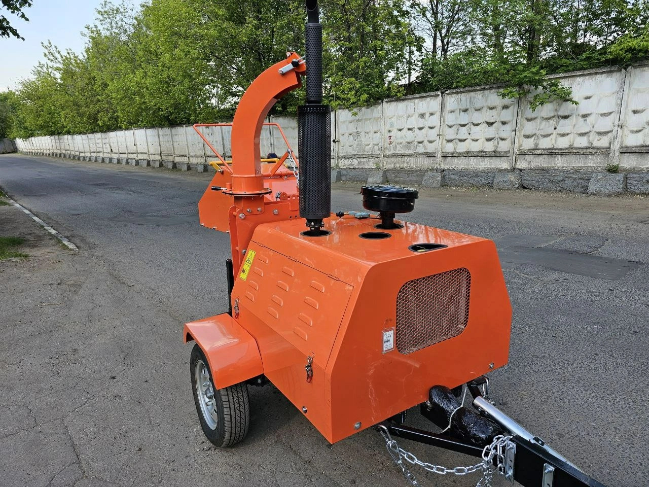 картинка Измельчитель деревьев на оси DH-50 (No Stress) от магазина Одежда+