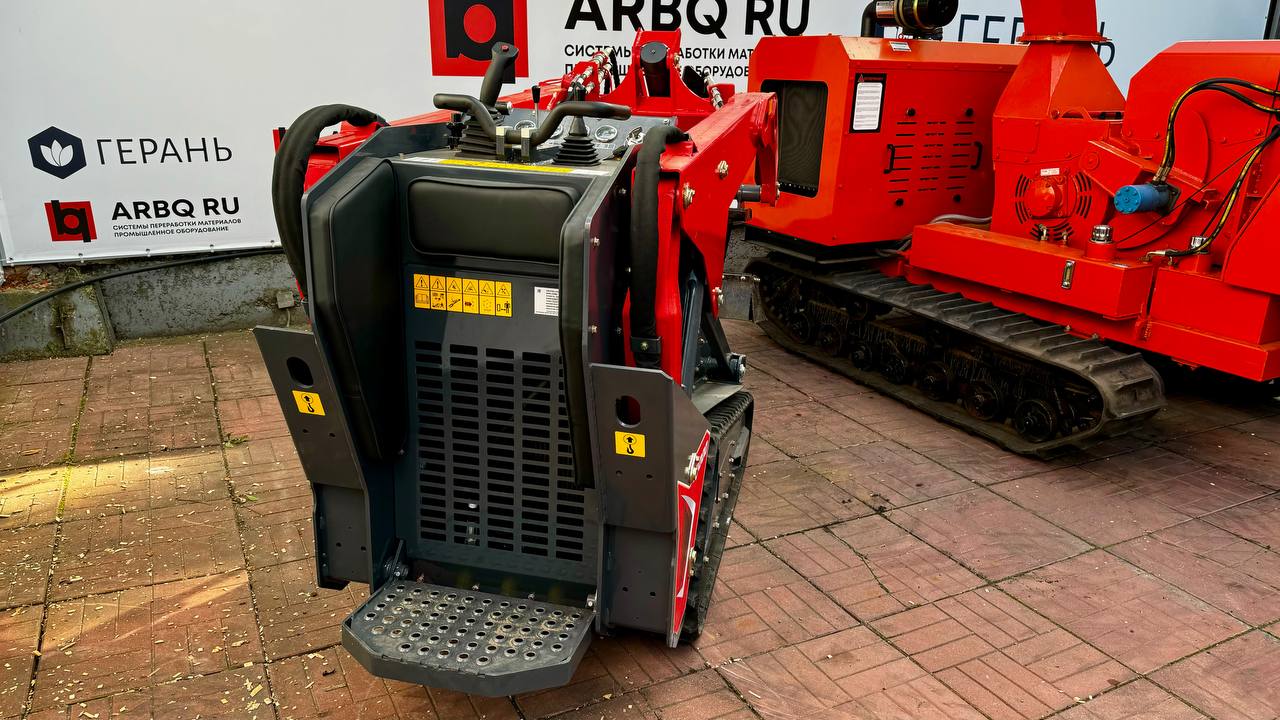 картинка Измельчитель пней Kubota DC-30 от магазина Одежда+