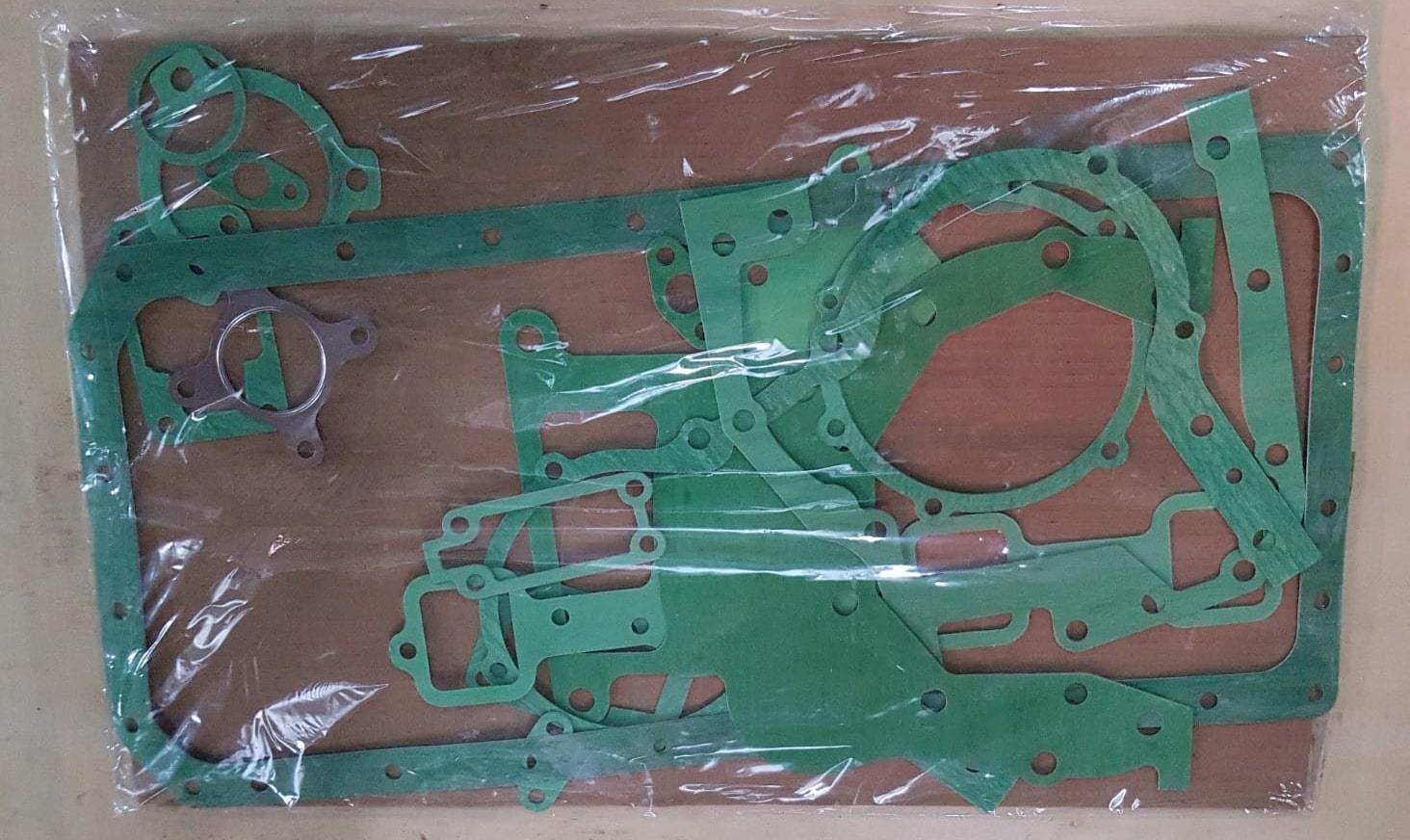 картинка Набор прокладок двигателя ремкомплект для дробилки DH-80 от магазина Одежда+