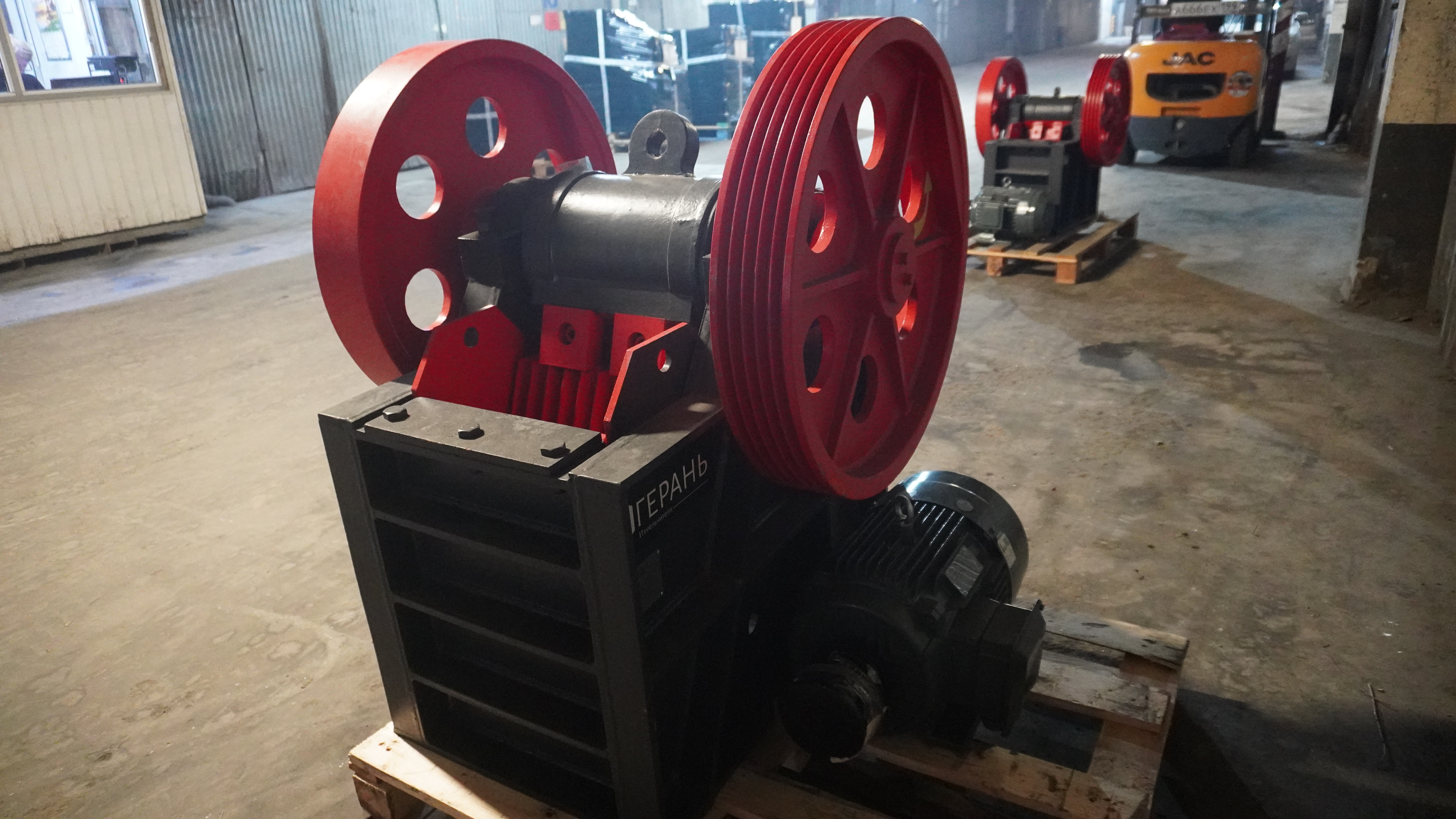 картинка Дробилка щековая PE-600x900 от магазина Одежда+