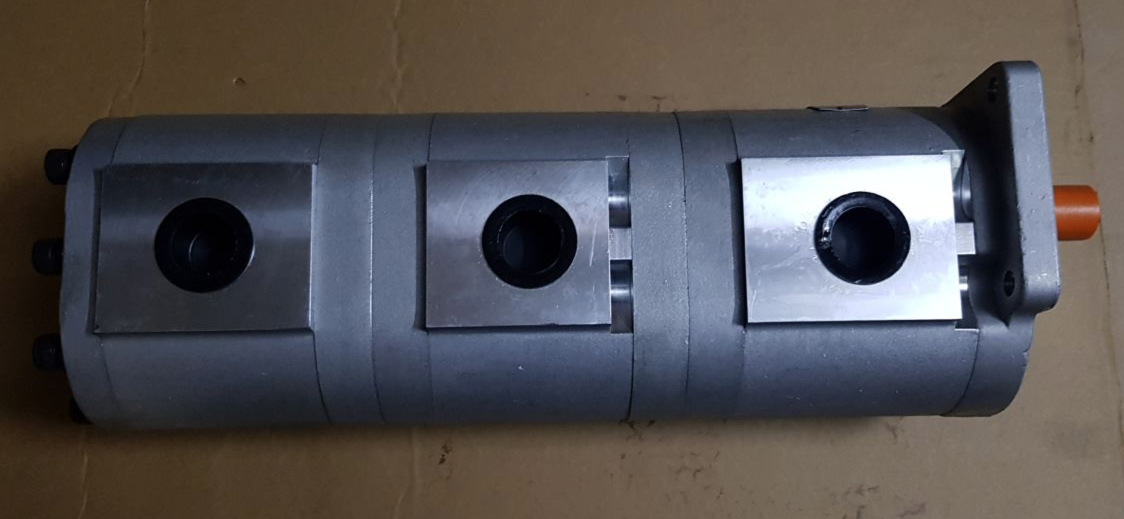 Насос гидравлический 3 секционный для DH-500 (CBNL-F50/F32/F32-BLHR) 