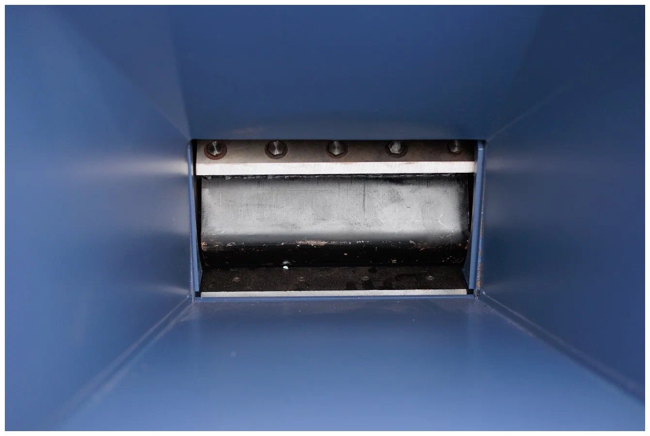 картинка Cадовый измельчитель веток бензиновый DH-18 от магазина Одежда+