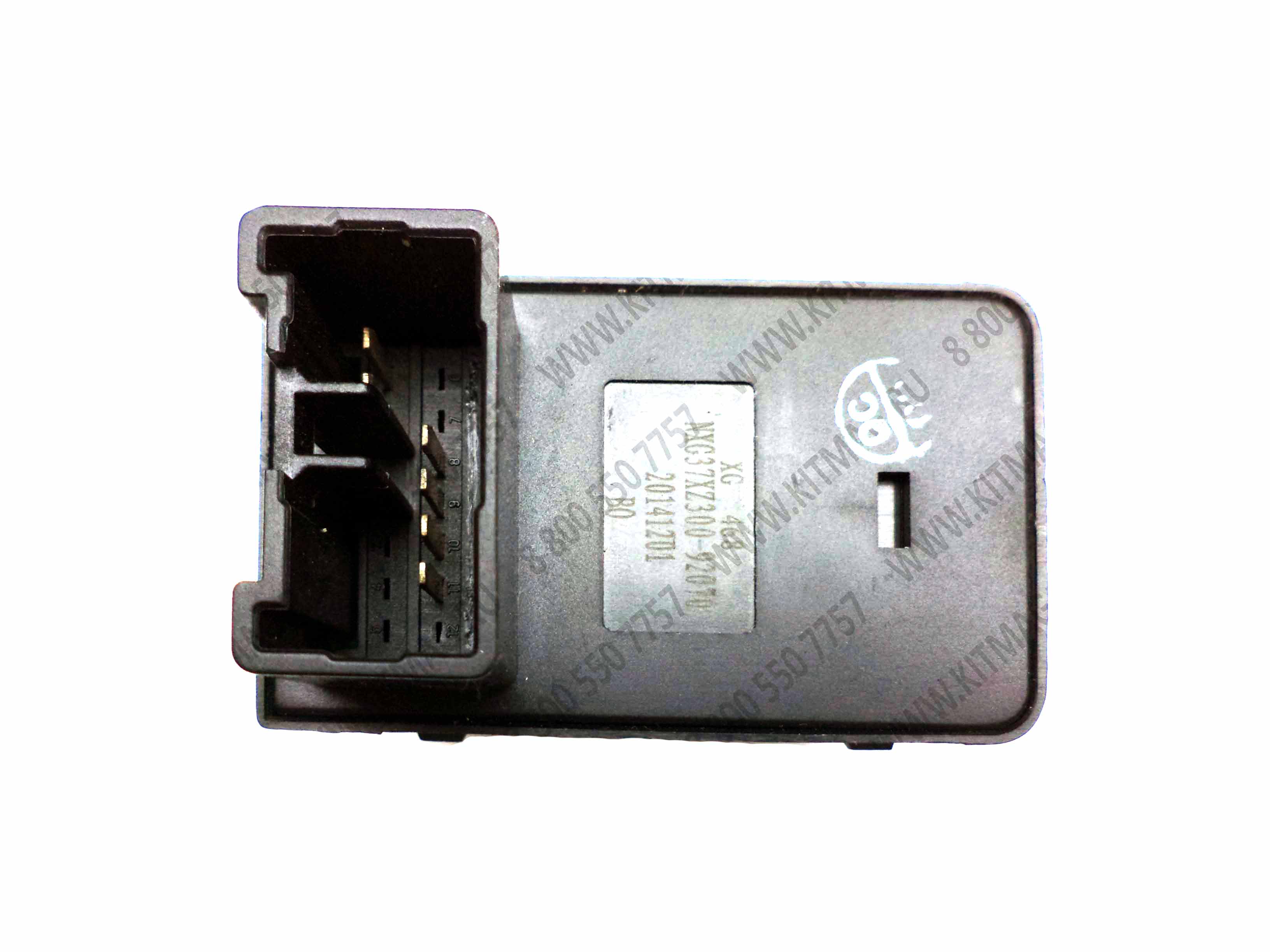 картинка Кнопка стеклоподъемника водительская XC468 / Автокран 25К от магазина Одежда+