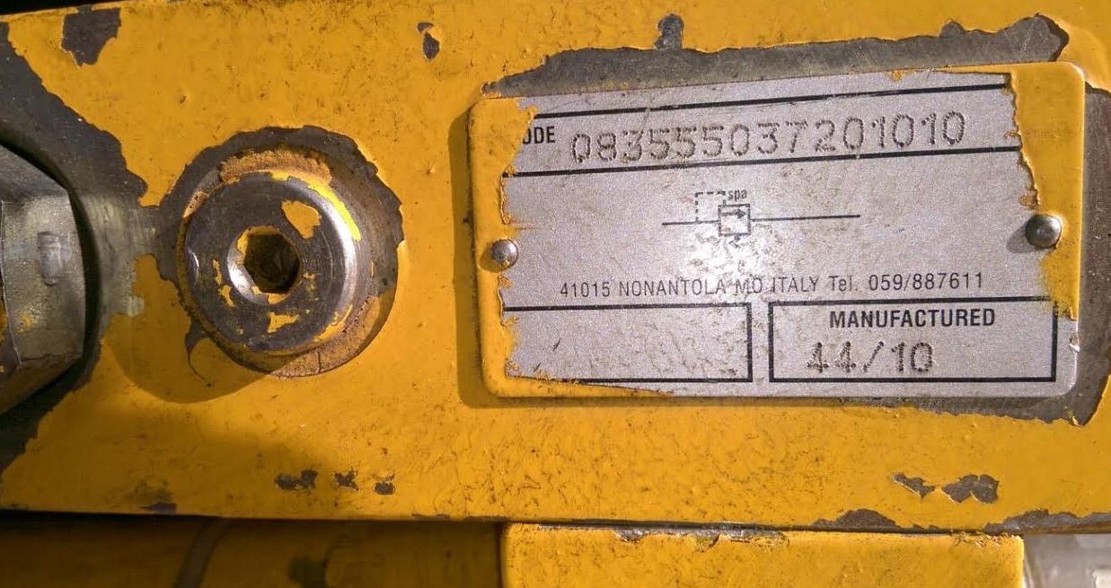 картинка Гидрозамок цилиндра подъема стрелы,083555037201010 от магазина Одежда+