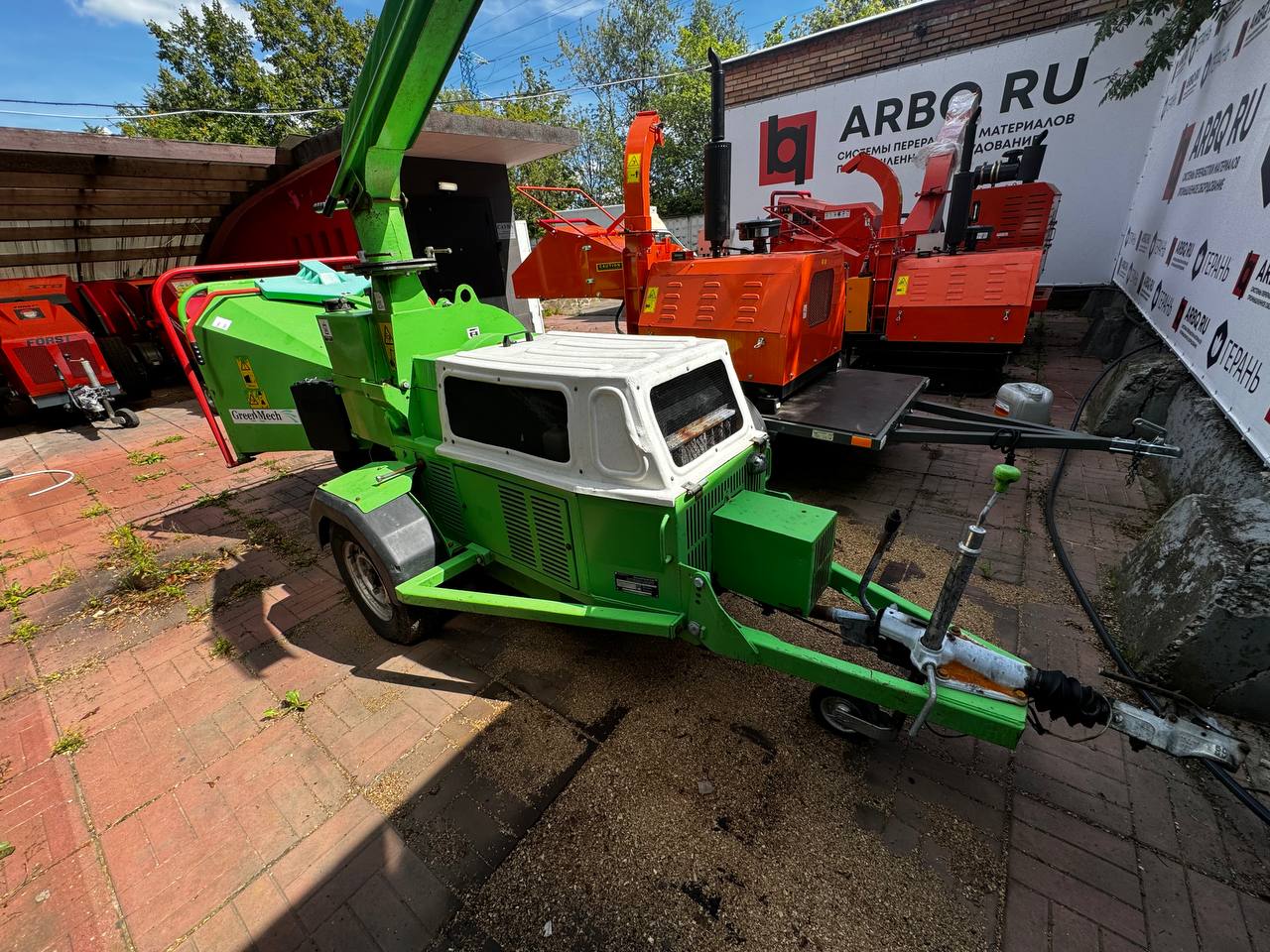картинка Измельчитель веток GreenMech ARB 19 от магазина Одежда+