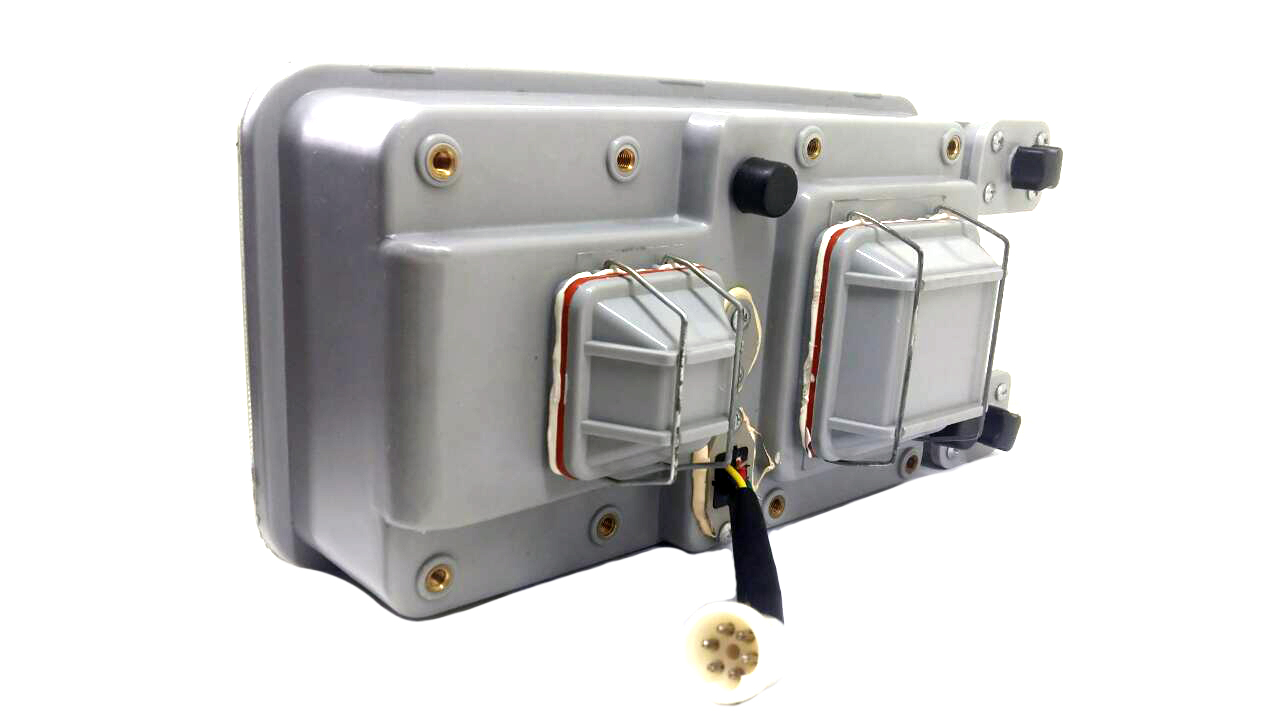 картинка Фара передняя левая автокран SANY 2008 г. в. от магазина Одежда+