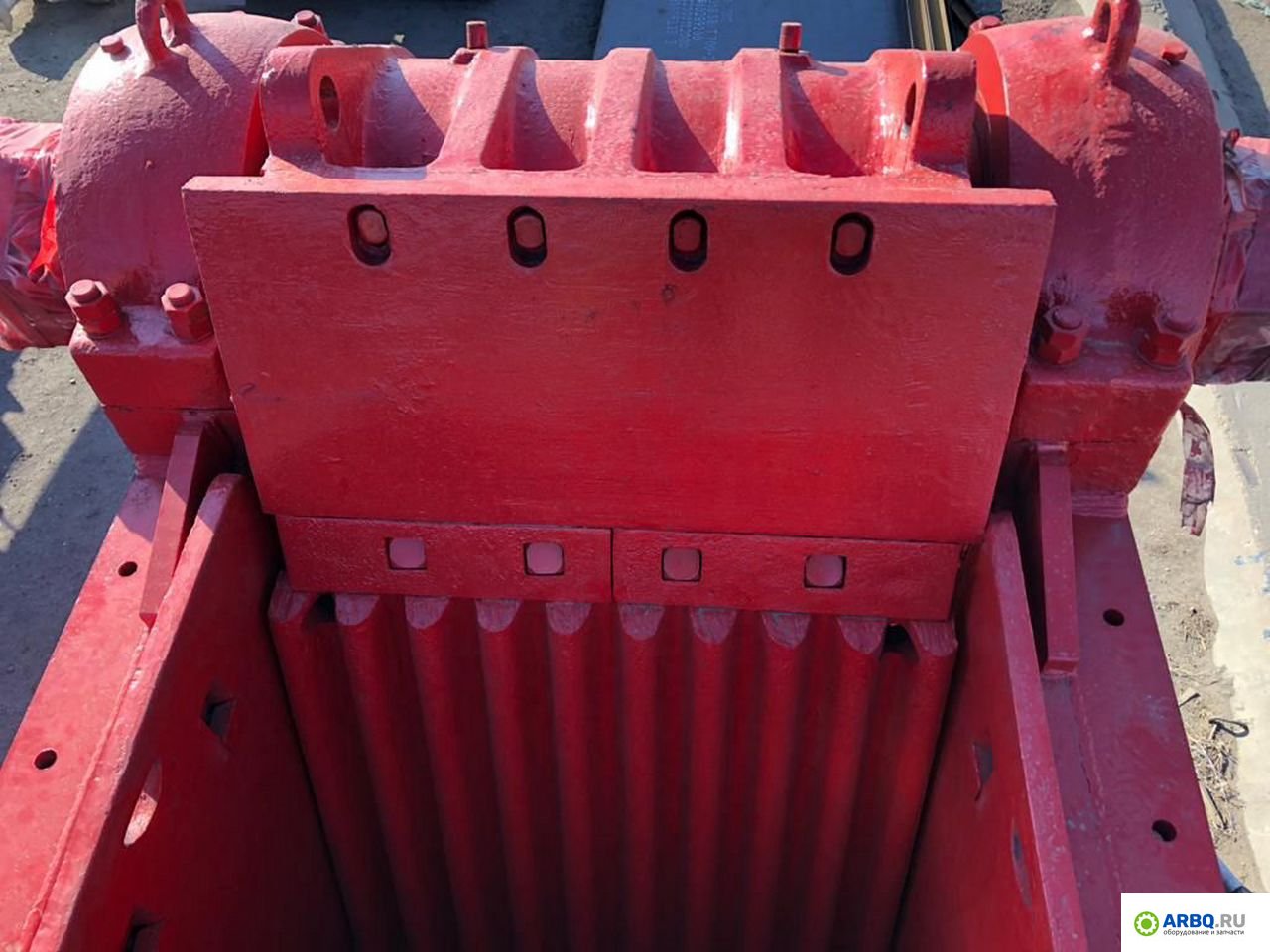 картинка Щековая дробилка ре 750х1060 от магазина Одежда+