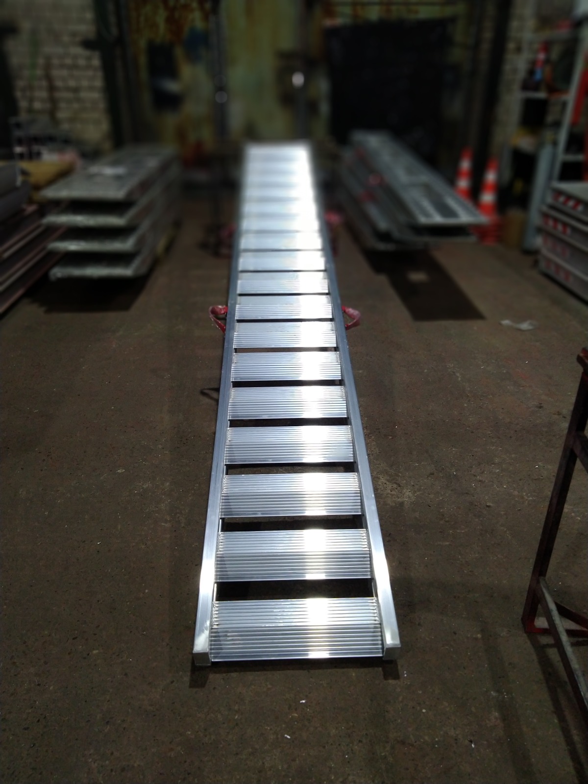 картинка Аппарели алюминиевые BAS AM_350.50WB75-10L от магазина Одежда+