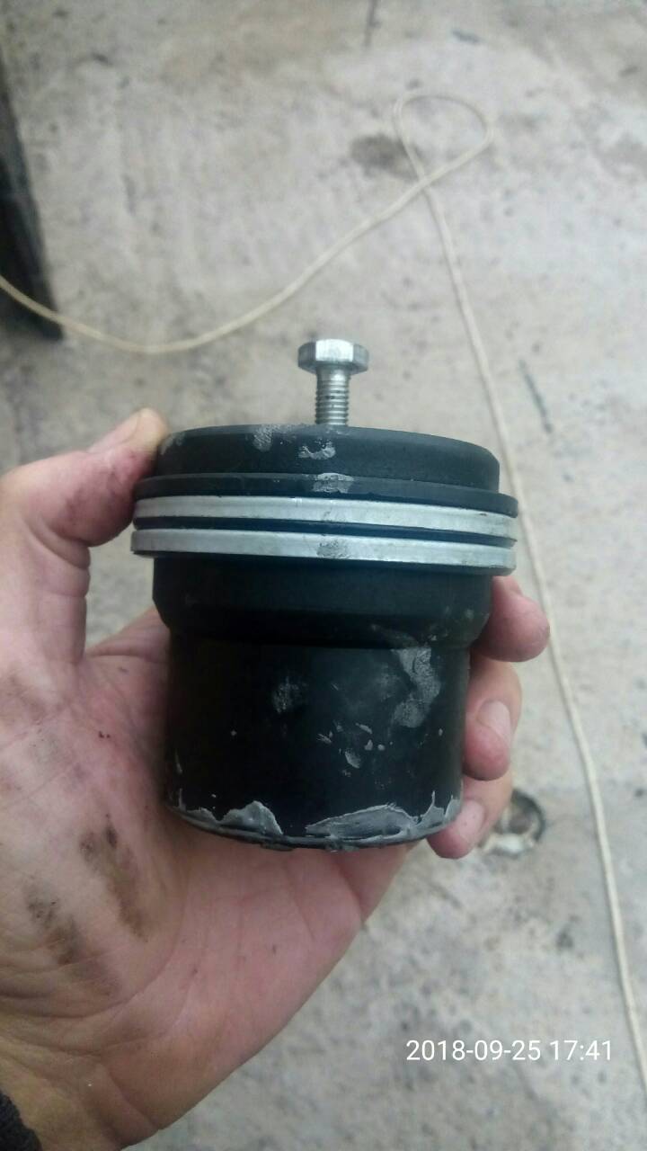 картинка Клапан перепускной гидравлический (Гидравлического фильтра гидробака)/KRAN25 от магазина Одежда+